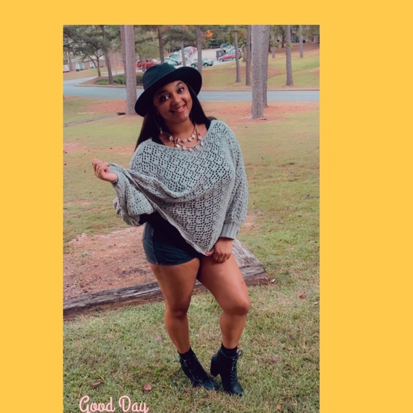 Meet your Posher, Alexis - Picture 3 of 16